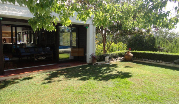 Εξωτερική όψη -  Outdoor view